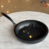 تصویر  تابه تکدسته دور سیلیکون مشکی kzp کالکشن آلما لاکچری سایز ۲۸